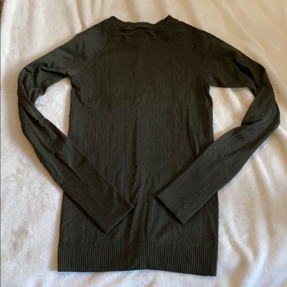 lululemon Rest Less Pullover size 4